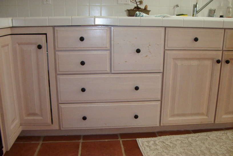 Cabinet Refacing Before Cabinet Refacing Before
